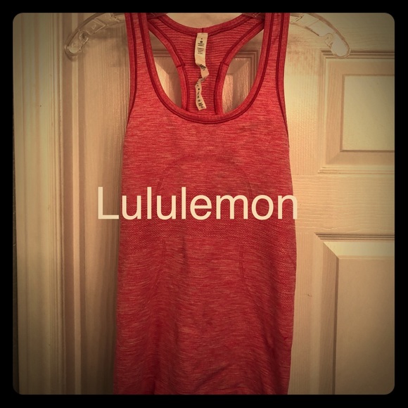 lululemon athletica Tops - 🎟Lululemon Athletica Racerback lightweight tank.